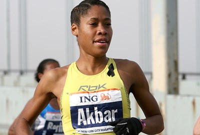 Samia Akbar running the 2006 New York City Marathon