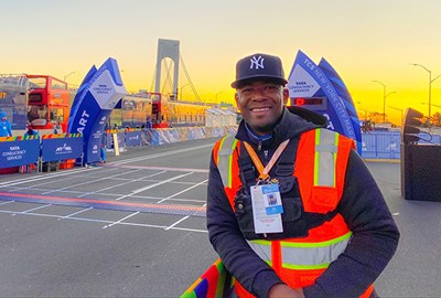 Ted Metellus at start line of 2019 TCS New York City Marathon